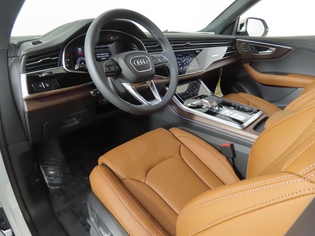 Thumbnail: 2026 Audi Q8 - 27