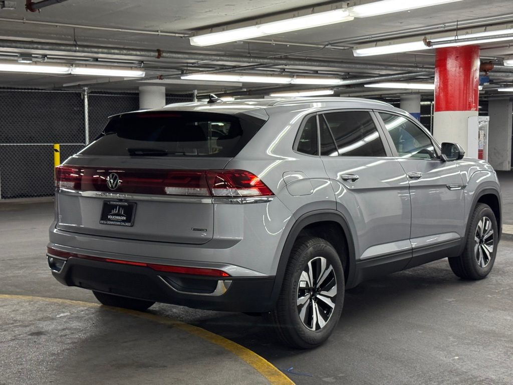 2026 Volkswagen Atlas Cross Sport SE photo 4