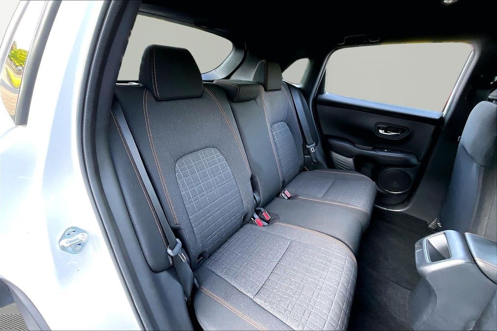 2025 Honda HR-V Sport - Photo 16