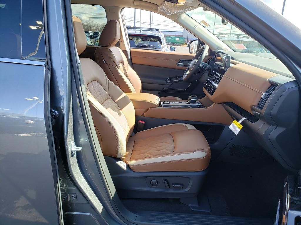 new 2026 Nissan Pathfinder car, priced at $49,239