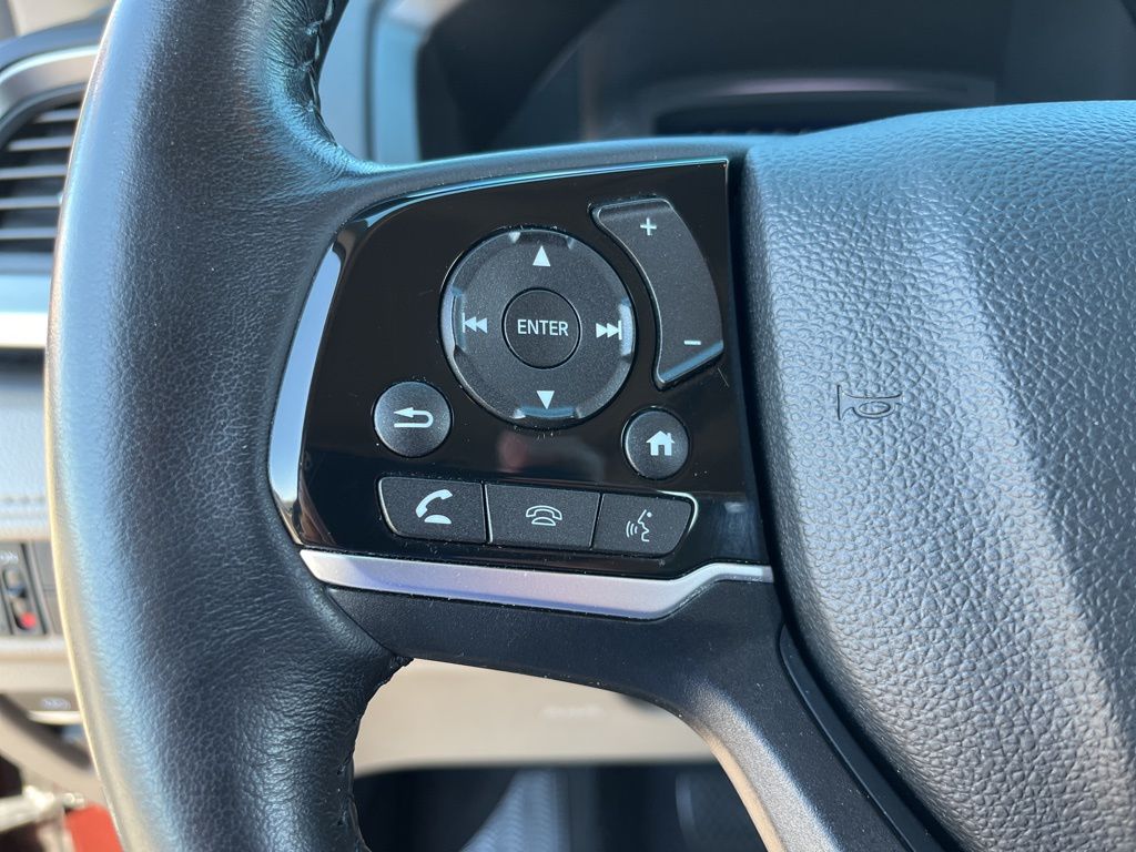 Thumbnail: 2018 Honda Odyssey - 21