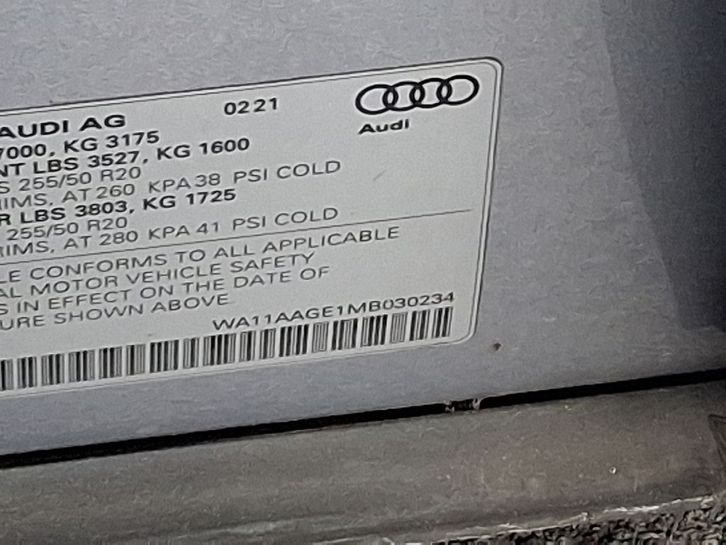 Thumbnail: 2021 Audi e-tron GT - 27