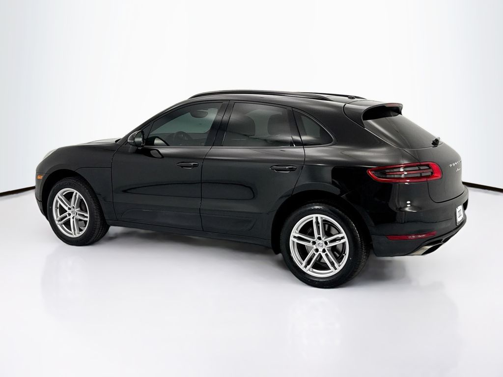 Thumbnail: 2018 Porsche Macan - 7