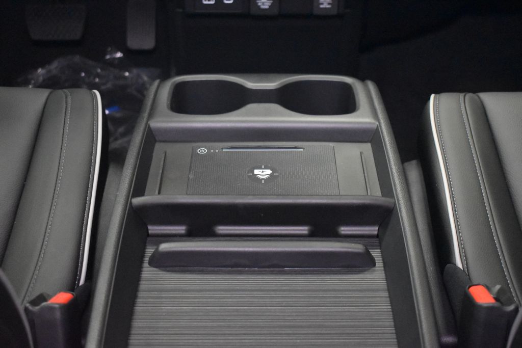 Thumbnail: 2026 Honda Odyssey - 13