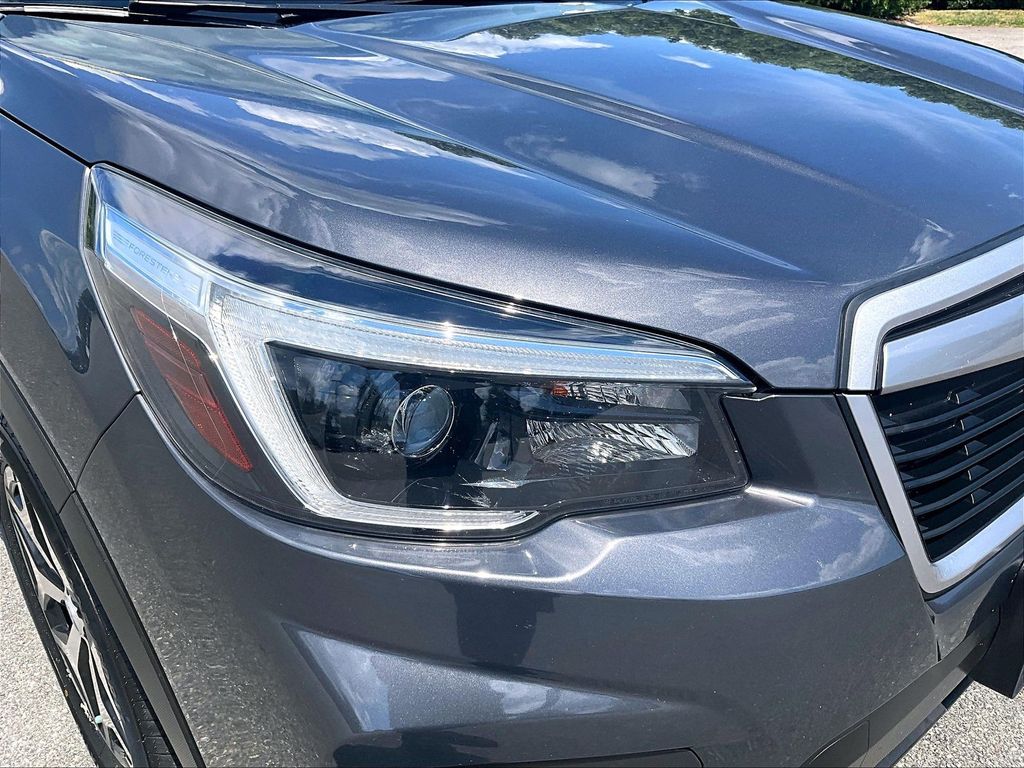 2021 Subaru Forester — photo 32