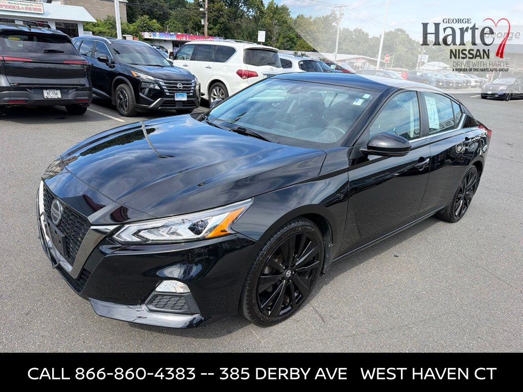2021 Nissan Altima 2.0 SR