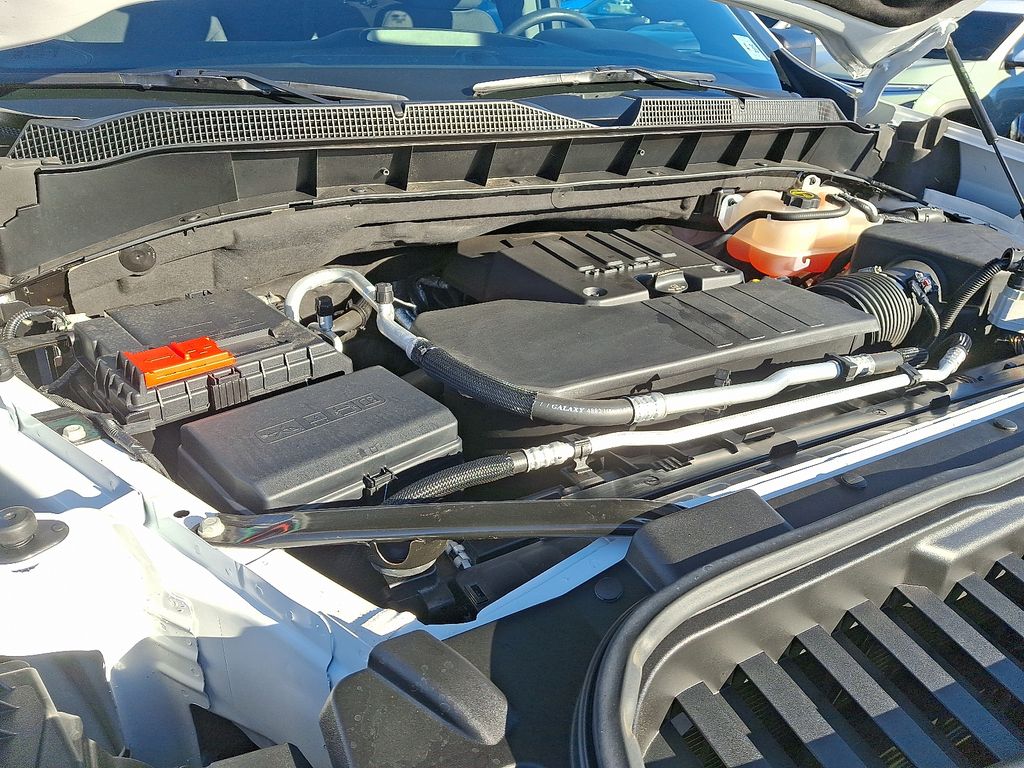 Thumbnail: 2025 Chevrolet Silverado 1500 - 28