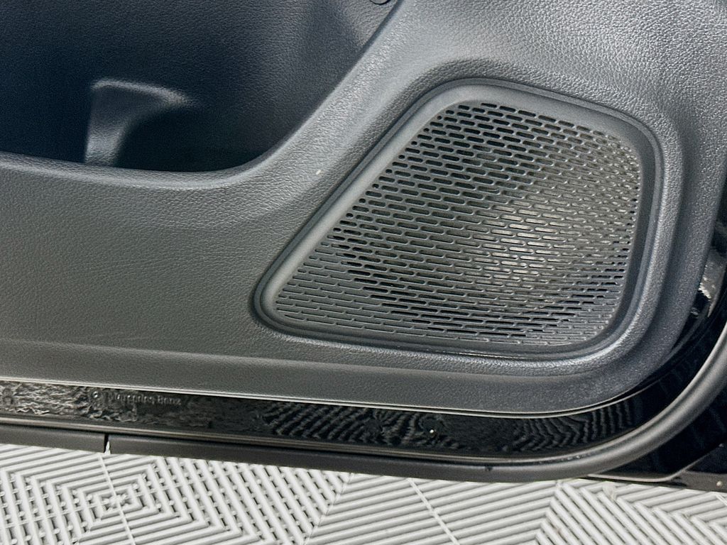 Thumbnail: 2023 Mercedes-Benz CLA - 18