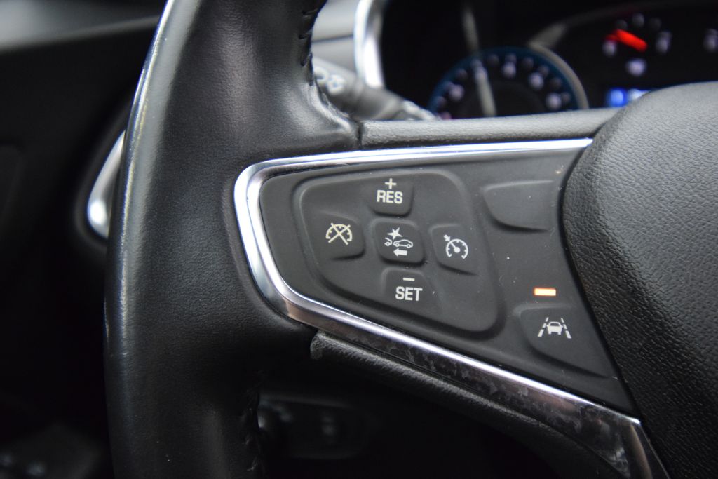 used 2021 Chevrolet Equinox car, priced at $16,400