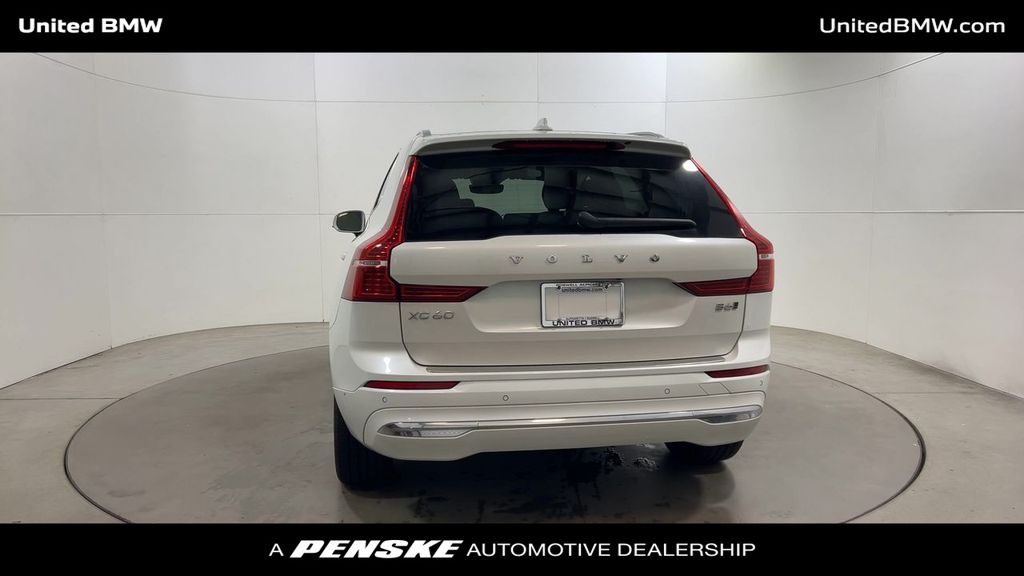 2022 Volvo XC60 B6 Inscription 7