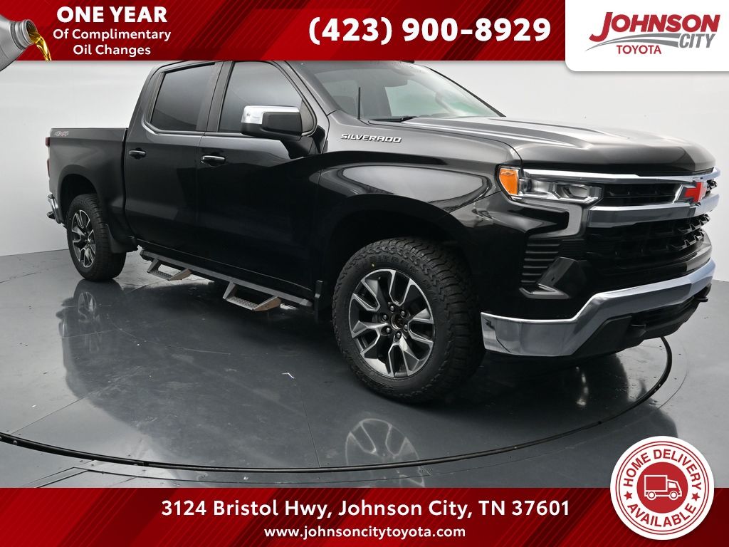 Black 2022 Chevrolet Silverado 1500 Pickup Truck Four-Wheel Drive 8-Speed Automatic