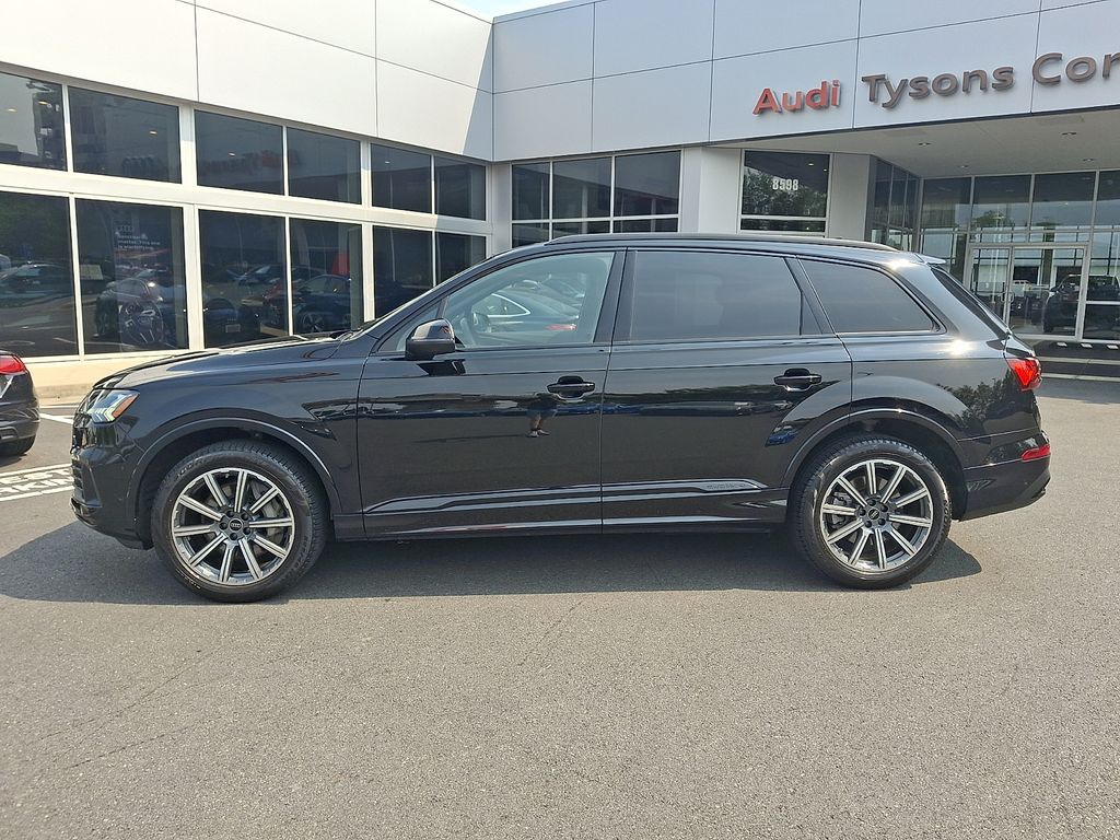Thumbnail: 2023 Audi Q7 - 7