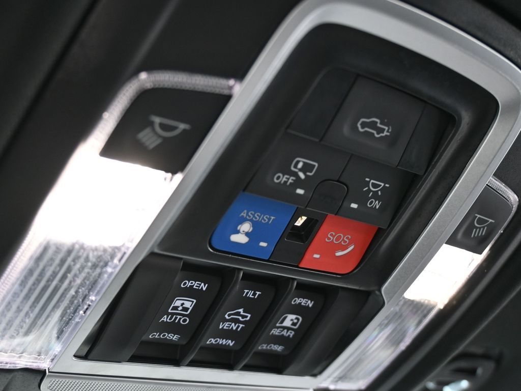 Used 2024 Bright White Clearcoat Ram Rebel image 27