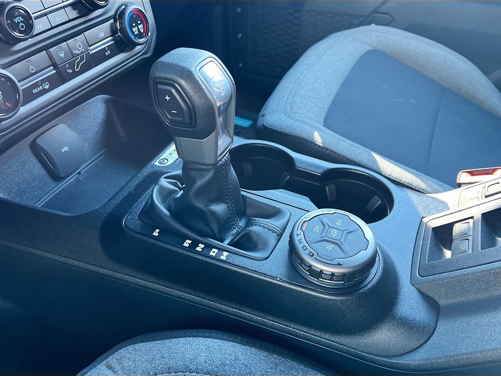 2023 Ford Bronco 4-Door Base - Photo 16