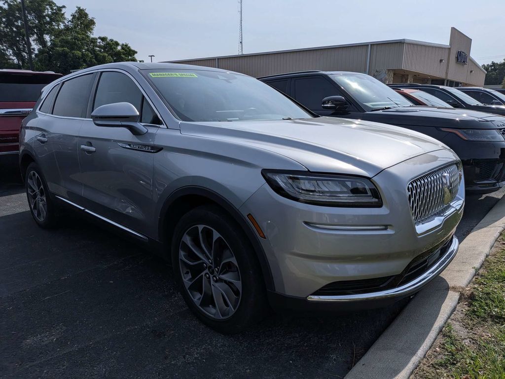  2022 Lincoln Nautilus Reserve FWD   