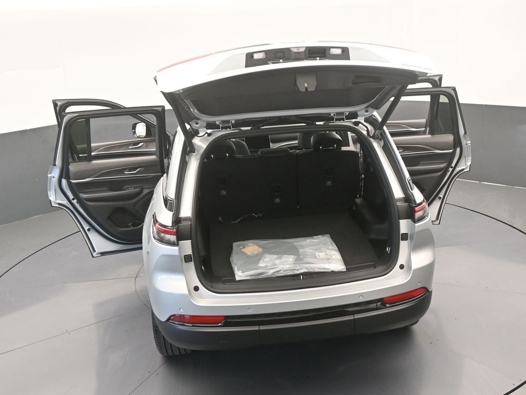 New 2025 Silver Zynith Jeep Limited image 62