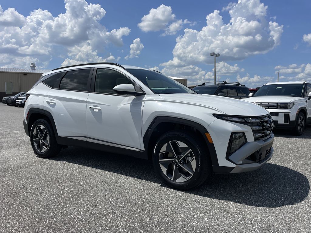 Creamy White Pearl 2026 Hyundai Tucson Hybrid Plug-In SUV / Crossover All-Wheel Drive 6-Speed Automatic