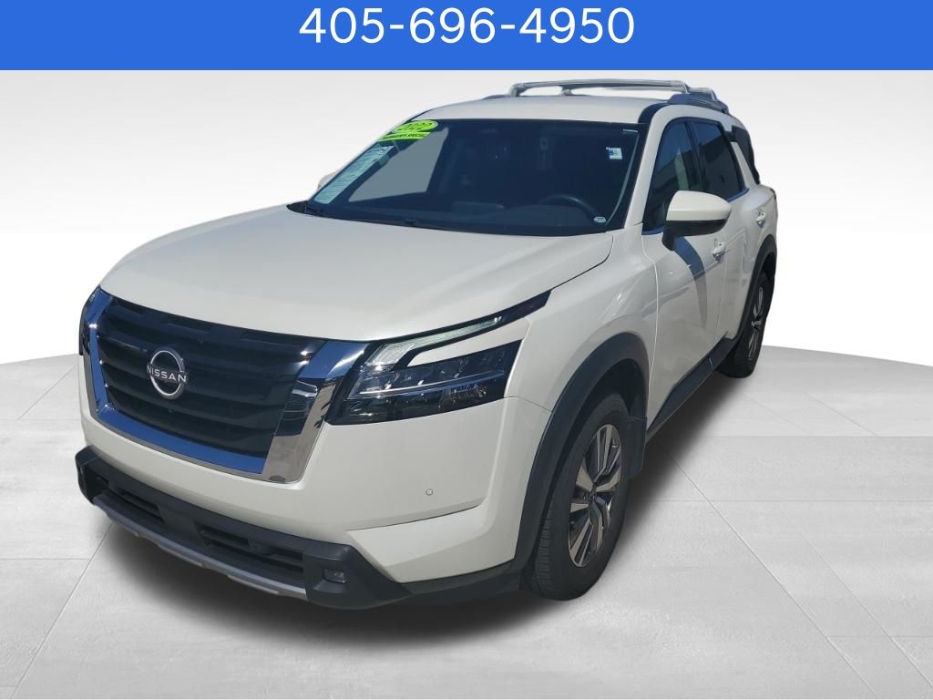 2022 Nissan Pathfinder SL 4WD