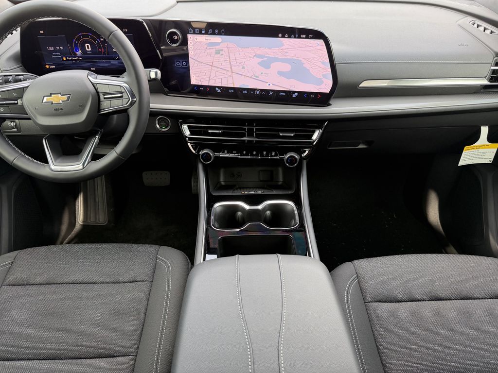 new 2026 Chevrolet Traverse car, priced at $39,395