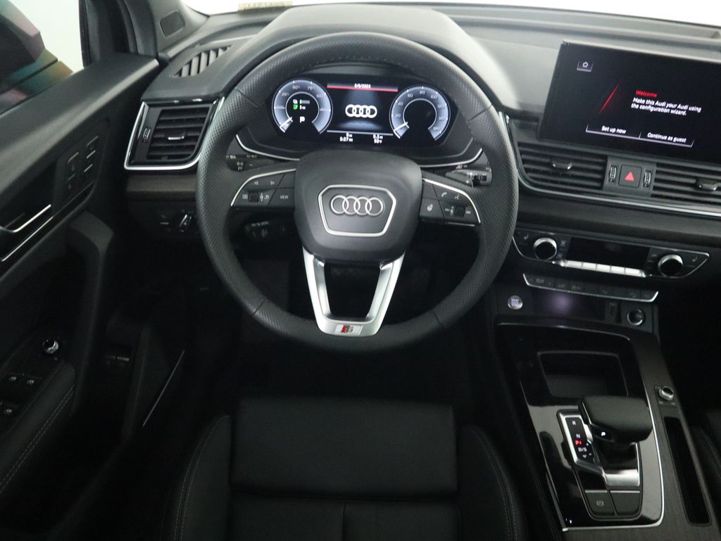 2025 Audi Q5  11