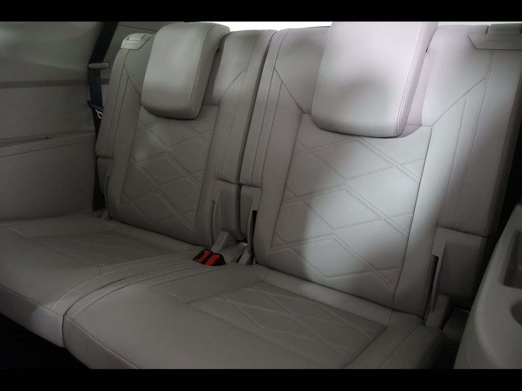 2026 Volkswagen Atlas SE - Photo 10