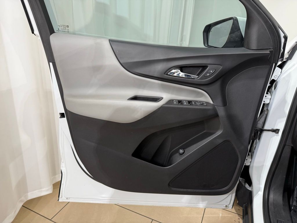 Thumbnail: 2019 Chevrolet Equinox - 15