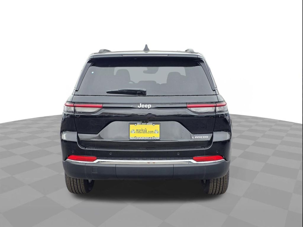 2025 Jeep Grand Cherokee Laredo X - 4