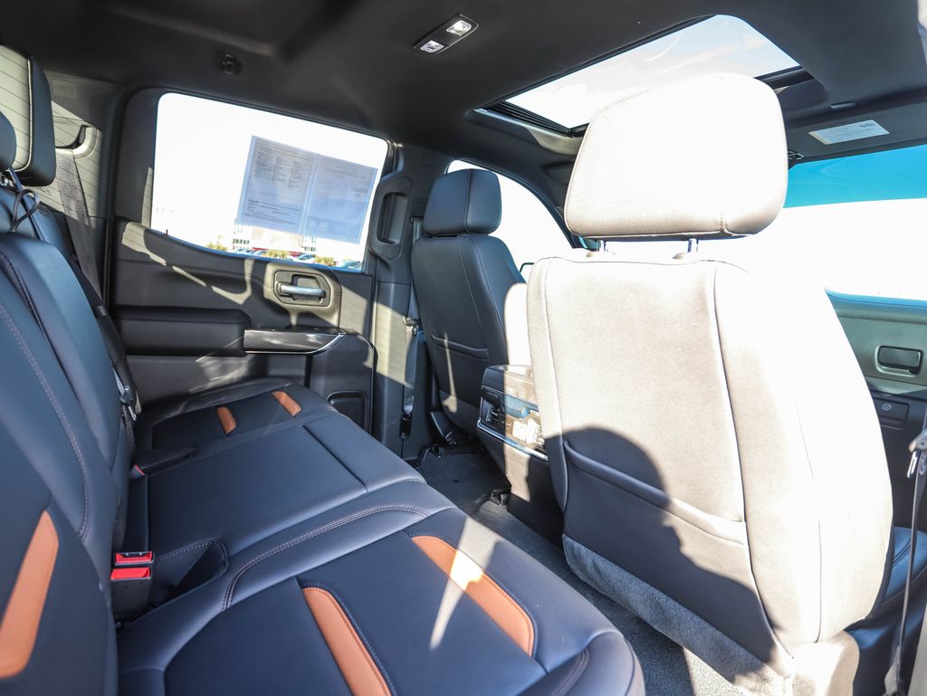 Thumbnail: 2022 GMC Sierra 1500 - 25