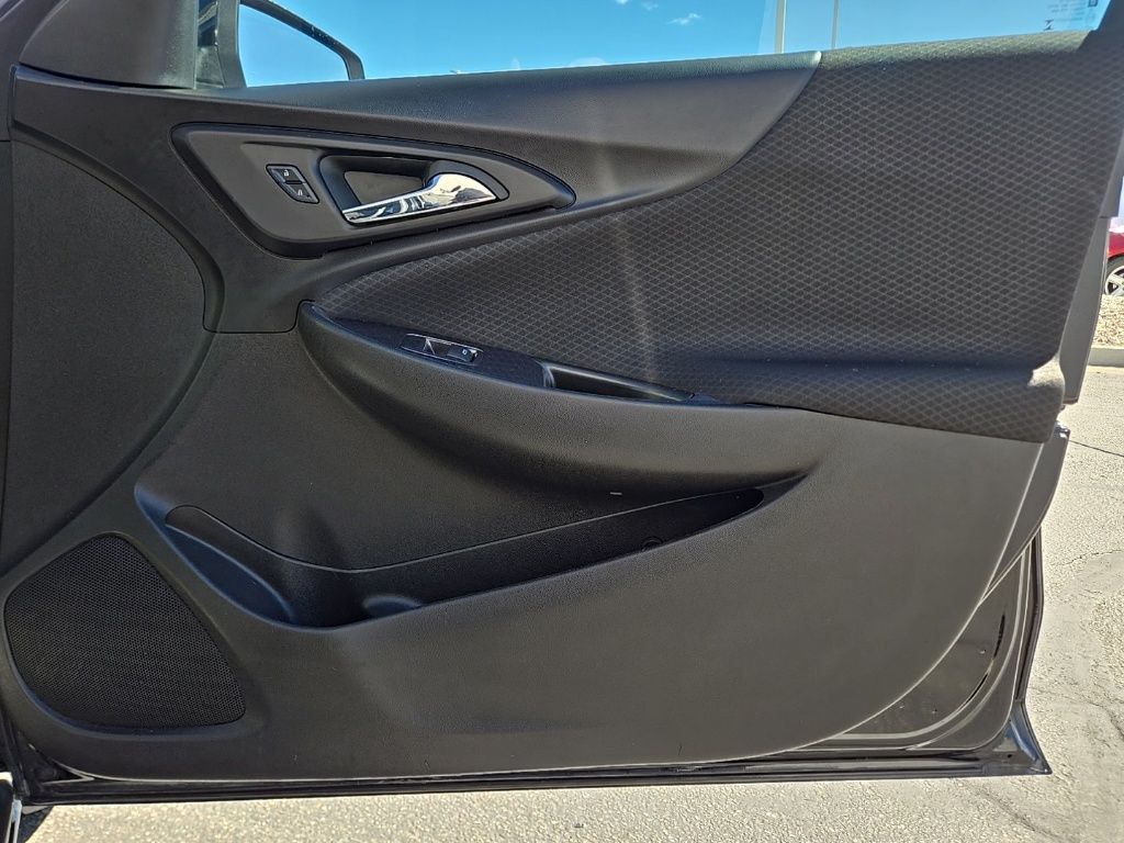 Used 2016 Black Chevrolet LT image 39