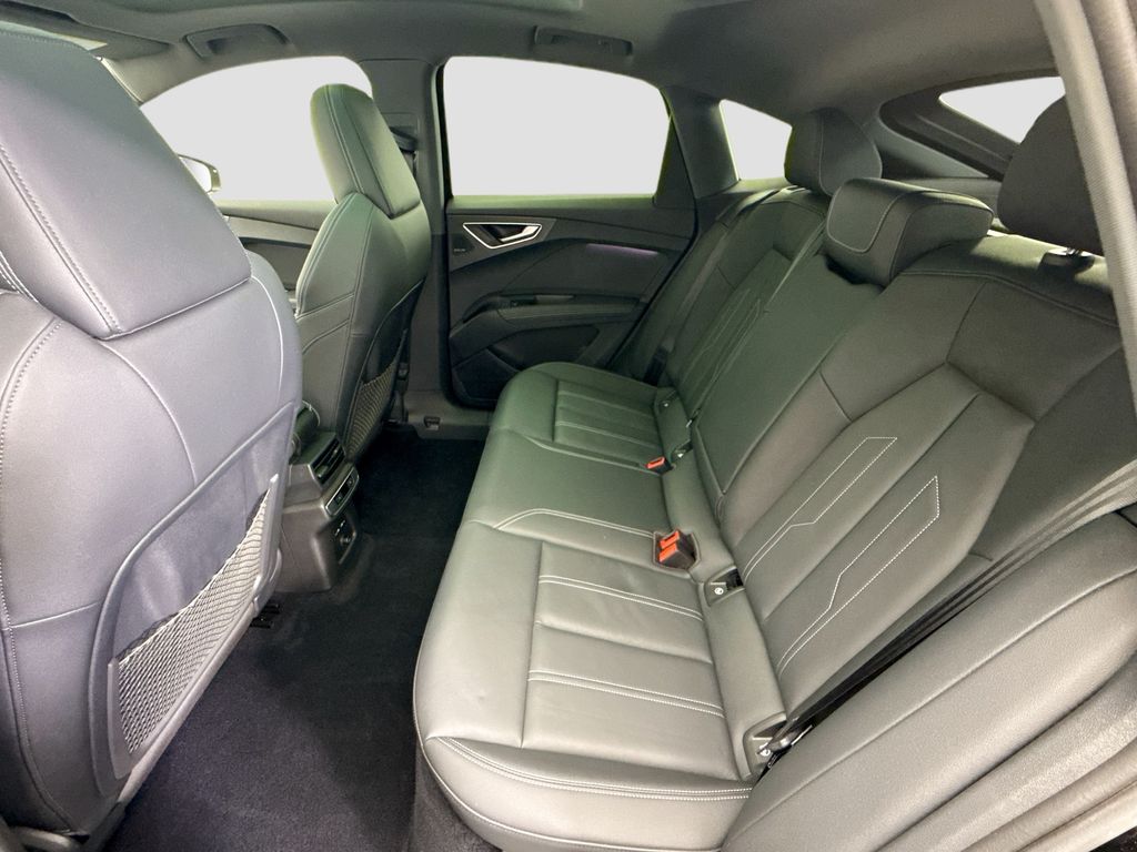 Thumbnail: 2023 Audi Q4 e-tron - 20