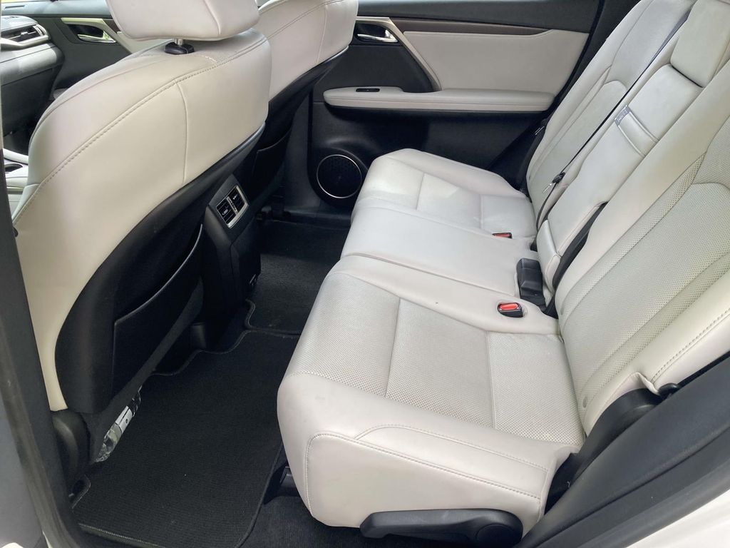 Certified Used 2022  Lexus 350 image 9