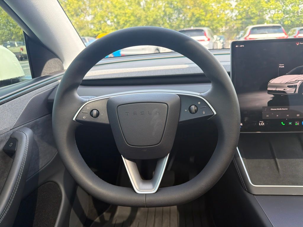 Thumbnail: 2026 Tesla Model Y - 13