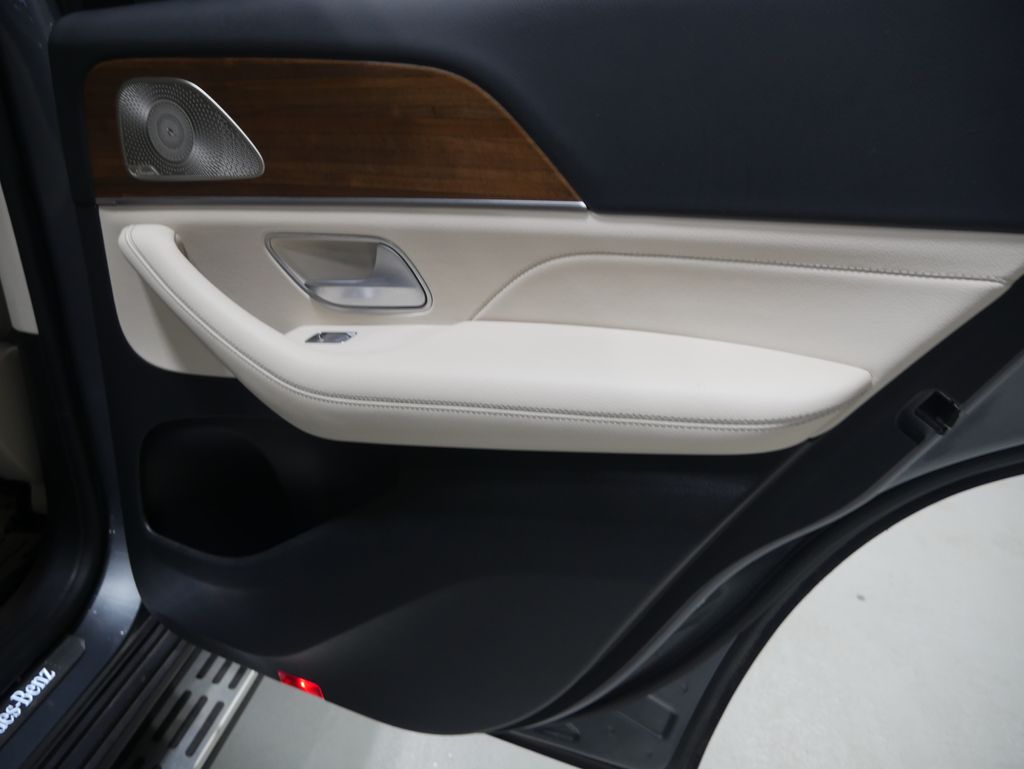 Thumbnail: 2023 Mercedes-Benz GLE - 28