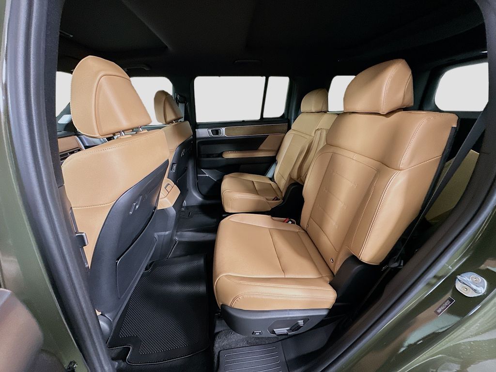 Thumbnail: 2026 Hyundai Santa Fe - 17