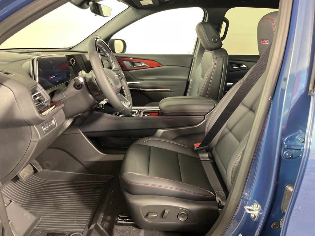 Thumbnail: 2026 Chevrolet Traverse - 25