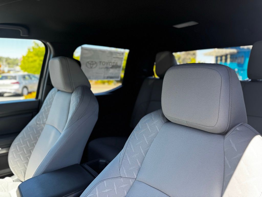 2025 Toyota Tacoma SR5 Double Cab photo 19