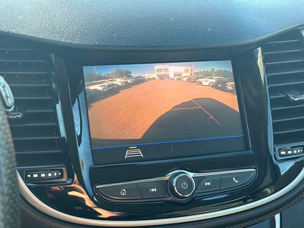 2020 Chevrolet Trax LS photo 17