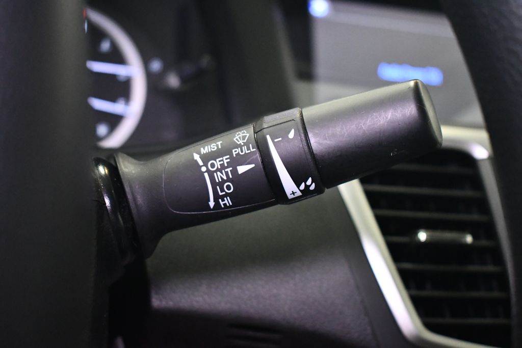 Thumbnail: 2016 Honda Accord - 25