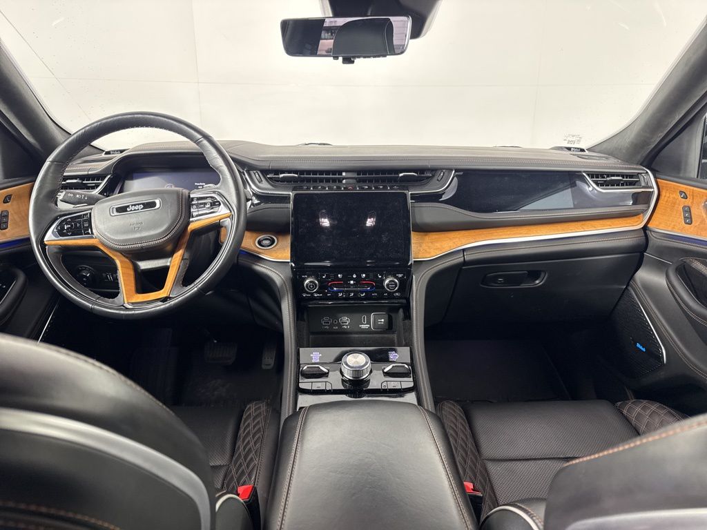 Thumbnail: 2022 Jeep Grand Cherokee L - 13