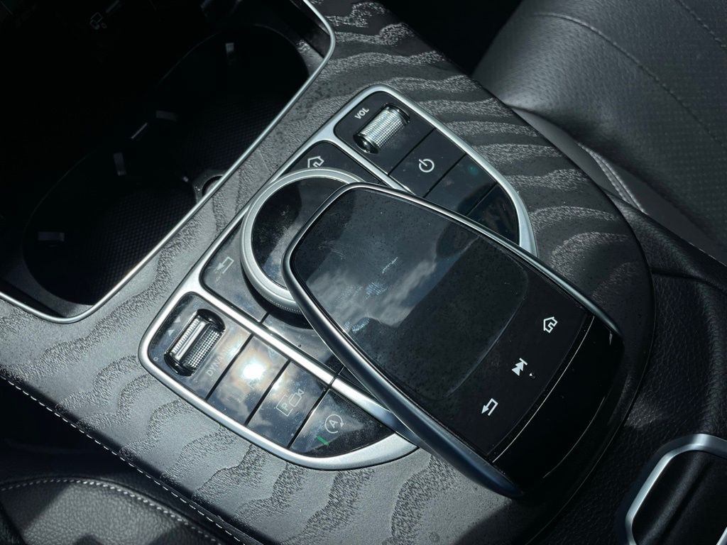 2019 Mercedes-Benz E-Class E 300 18
