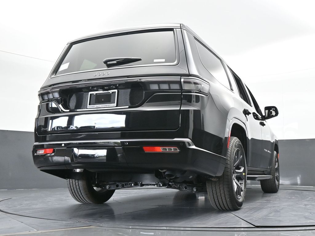 New 2026 High Gloss Black Jeep Limited image 58