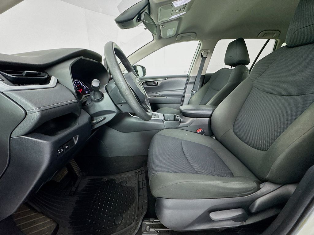 Used Car 2022 Toyota Rav4  Le For Sale Under $25,000 In Austin, Texas