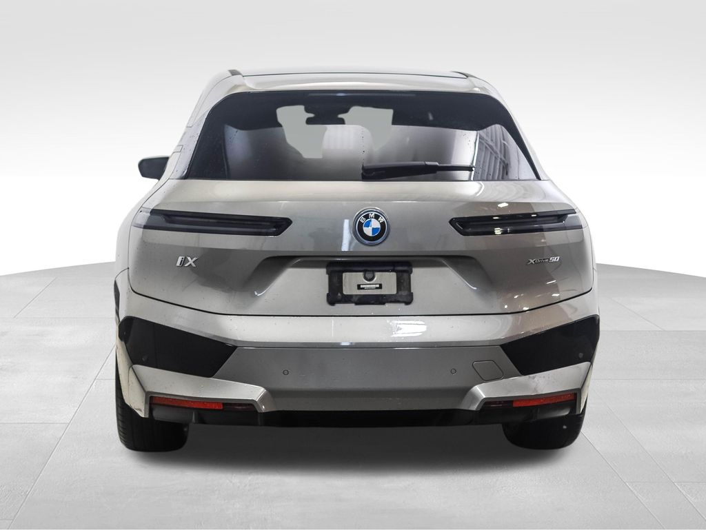 Thumbnail: 2023 BMW iX - 4