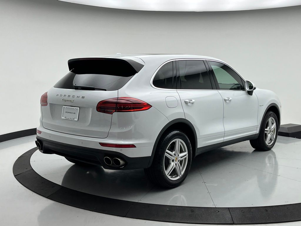 Thumbnail: 2015 Porsche Cayenne - 7