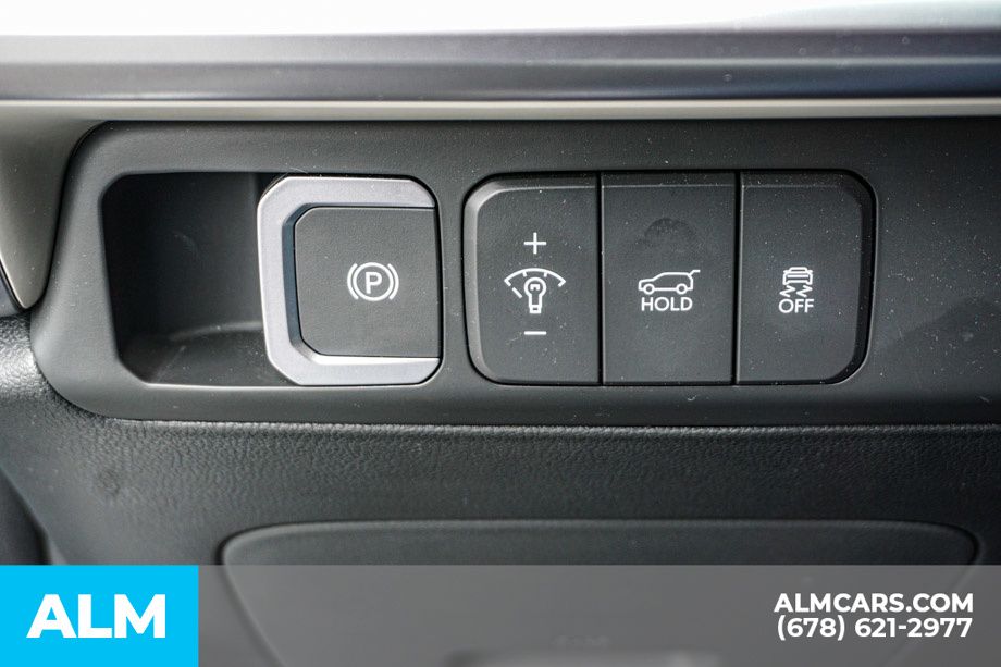 Used 2026 Silver Hyundai SEL image 47