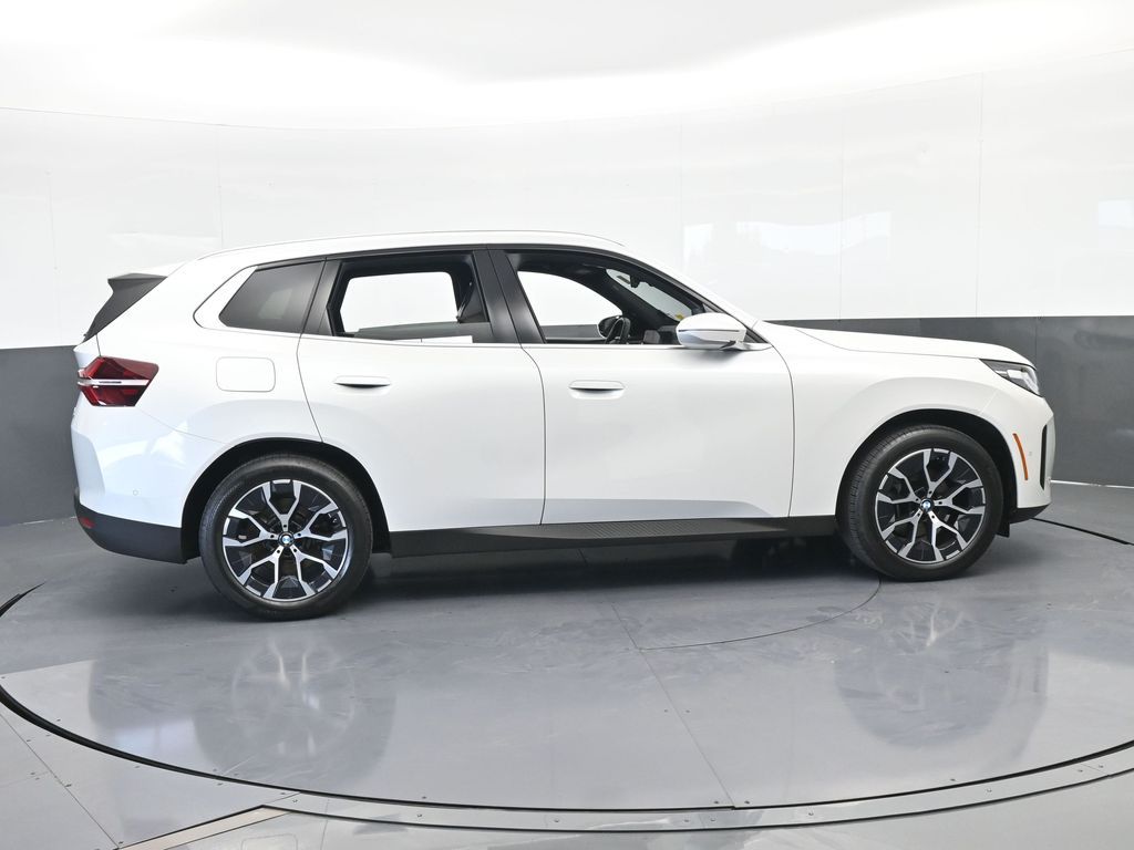 Used 2025 Mineral White Metallic BMW 30 xDrive image 7