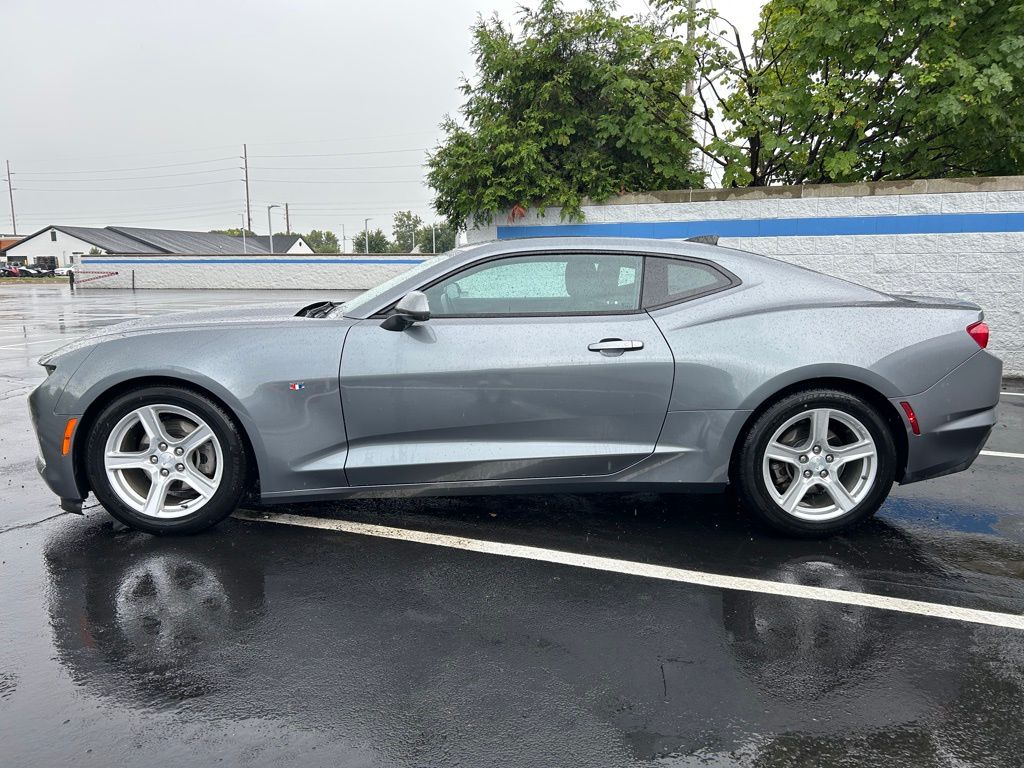 Thumbnail: 2021 Chevrolet Camaro - 2