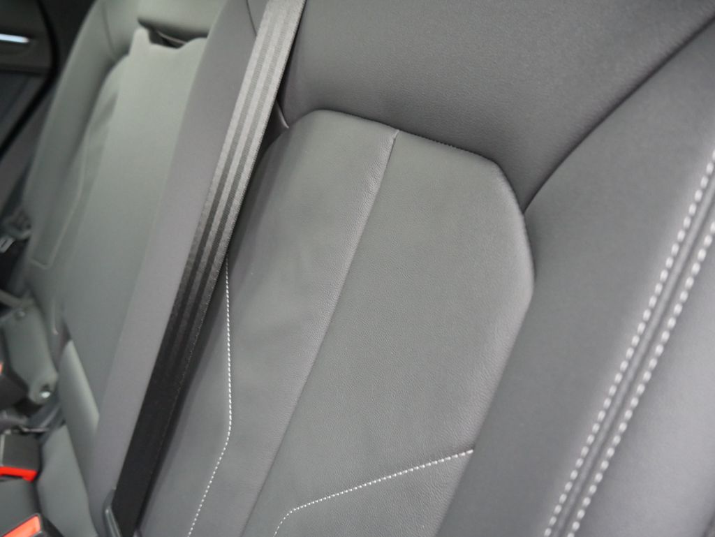 Thumbnail: 2022 Audi Q3 - 26