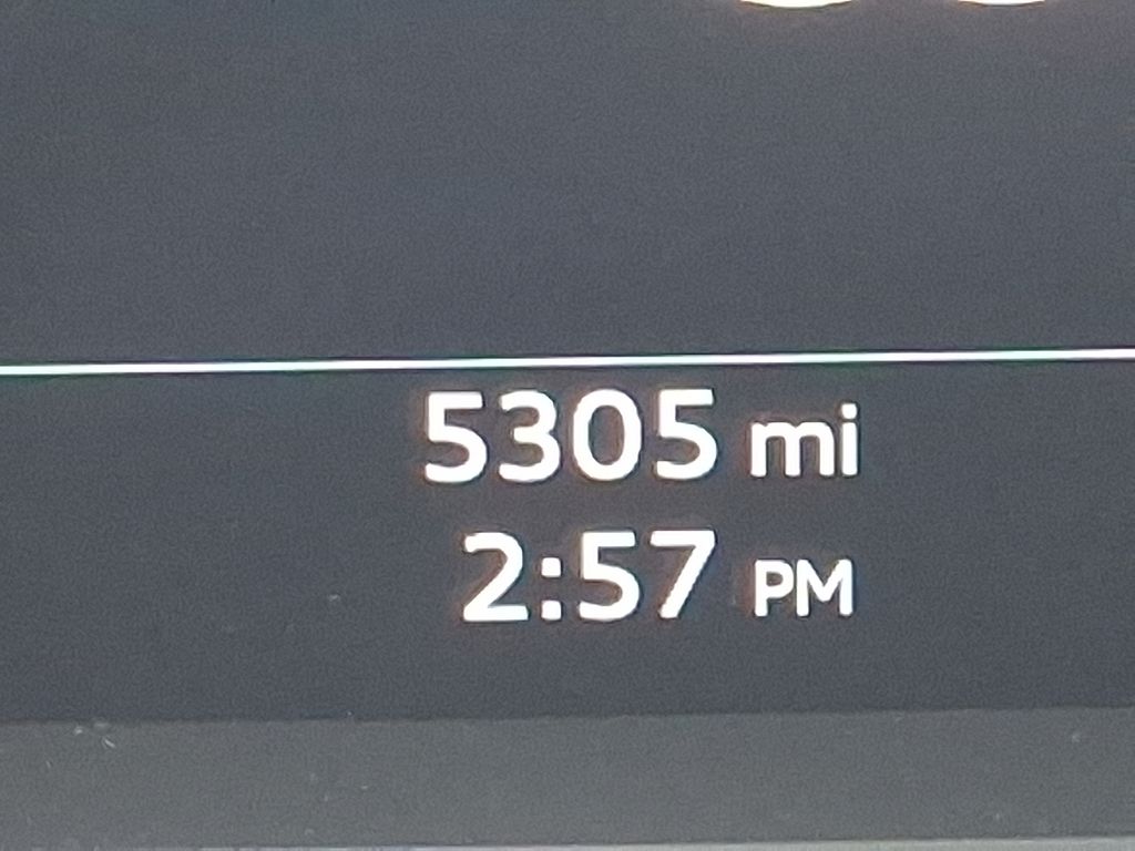 Thumbnail: 2025 Audi Q4 e-tron - 21