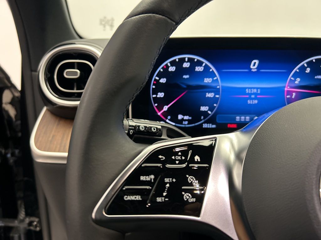 Thumbnail: 2025 Mercedes-Benz GLC - 14